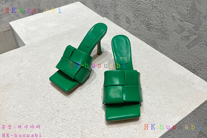 NEW 보테가베네타 샌들 신상 BV 857554