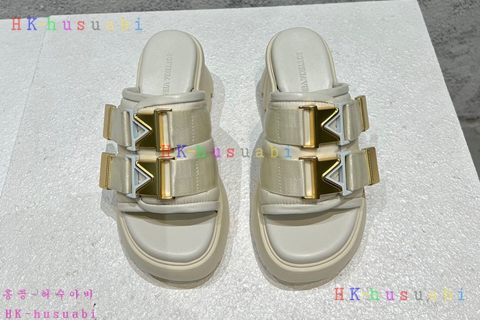 NEW 보테가베네타 샌들 신상 BV 824013