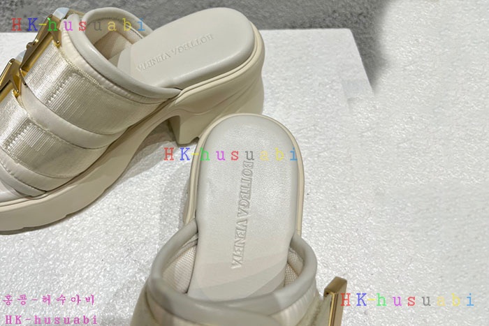 NEW 보테가베네타 샌들 신상 BV 824013