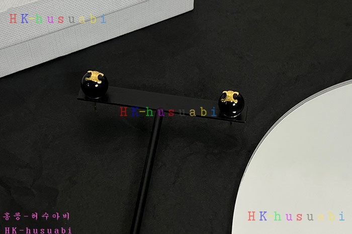  NEW 셀리느 귀걸이 신상 C 55711(컬러 랜덤)
