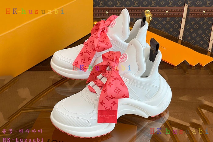 NEW 루이비통 스니커즈 신상 LV 982408