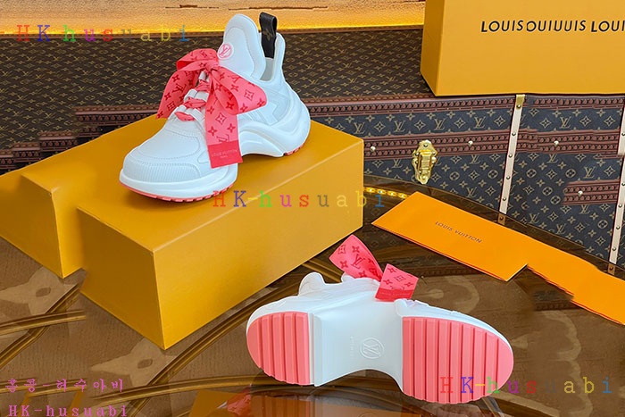 NEW 루이비통 스니커즈 신상 LV 982408