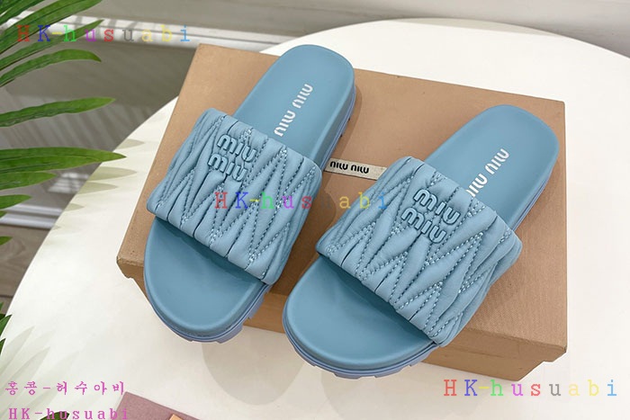 NEW 미우미우 신발 신상 MU 8857223