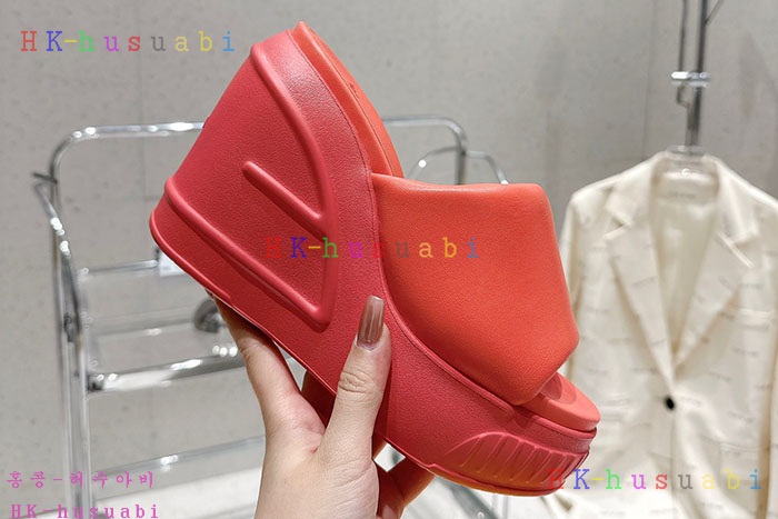 NEW 펜디 신발 신상 FD 725011