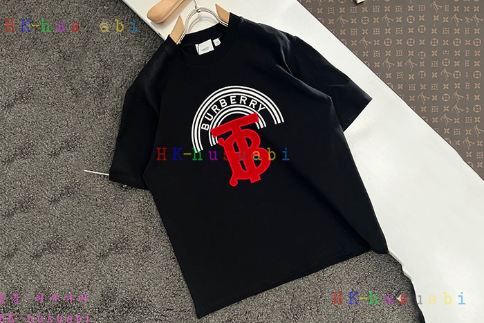 NEW 버버리 반팔티 신상 BB  747001