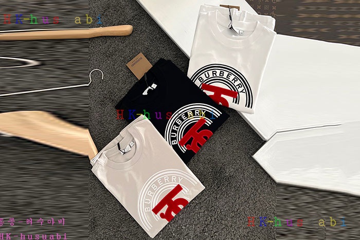 NEW 버버리 반팔티 신상 BB  747001