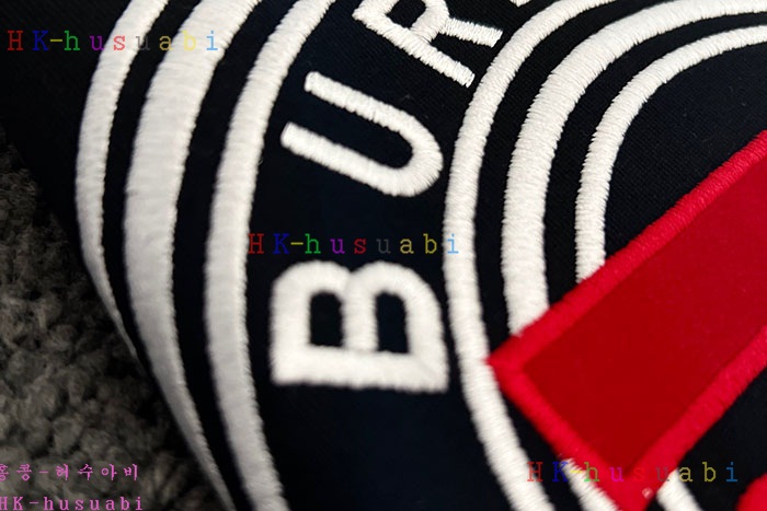 NEW 버버리 반팔티 신상 BB  747001