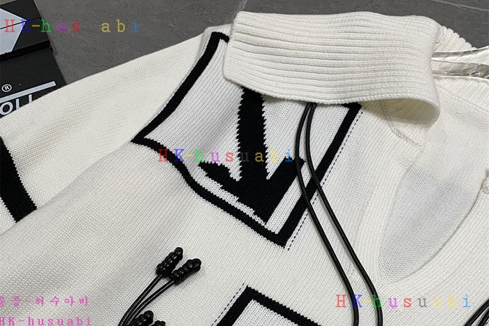 NEW 톰브라운 니트 신상 TB 966417