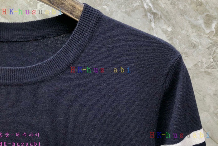 NEW 톰브라운 반팔티 신상 TB 4285033
