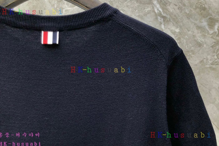 NEW 톰브라운 반팔티 신상 TB 4285033