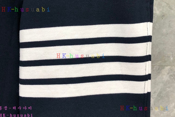 NEW 톰브라운 반바지 신상 TB 4285013