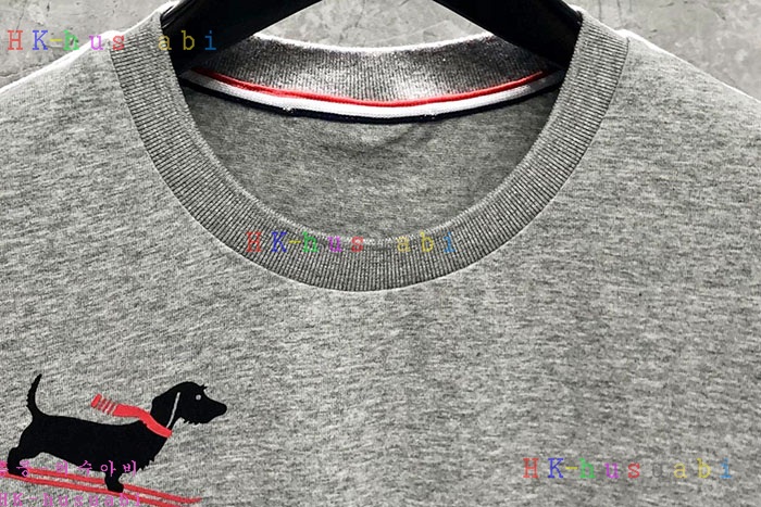 NEW 톰브라운 반팔티 신상 TB 4285036