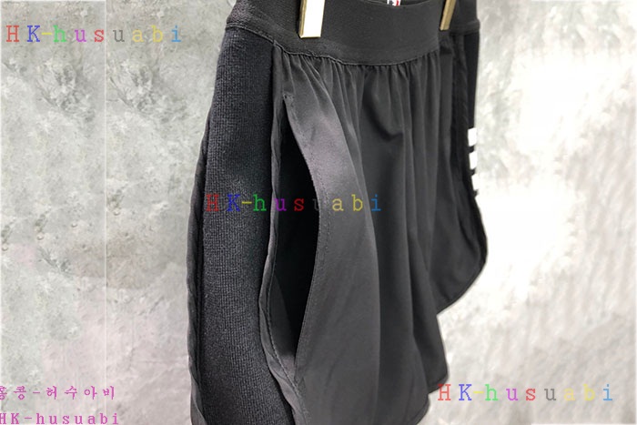NEW 톰브라운 반바지 신상 TB 3250014