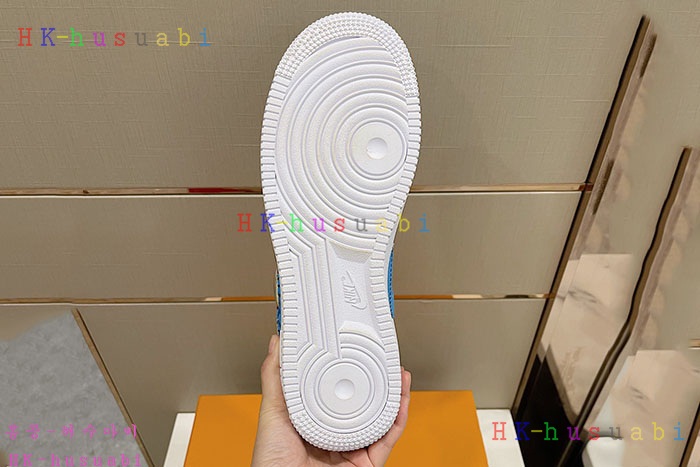 NEW 루이비통 스니커즈 신상 GU 632501
