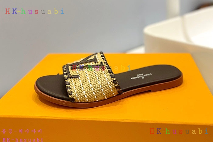 NEW 루이비통 샌들 신상 GU 997706