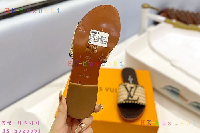 NEW 루이비통 샌들 신상 GU 997706