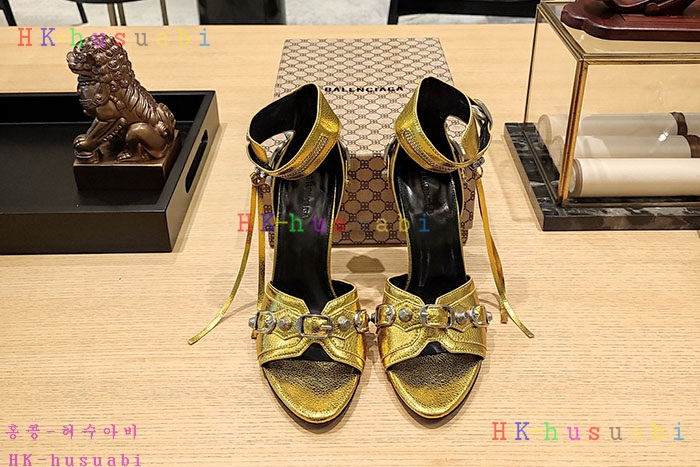 NEW 발렌시아가 신발 신상 B 857227
