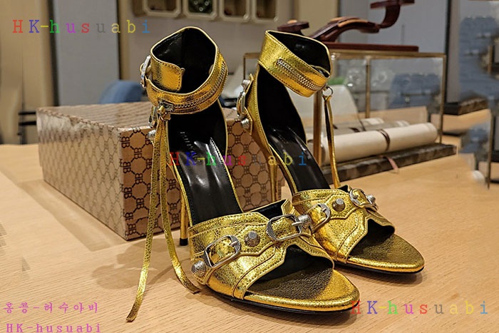 NEW 발렌시아가 신발 신상 B 857227