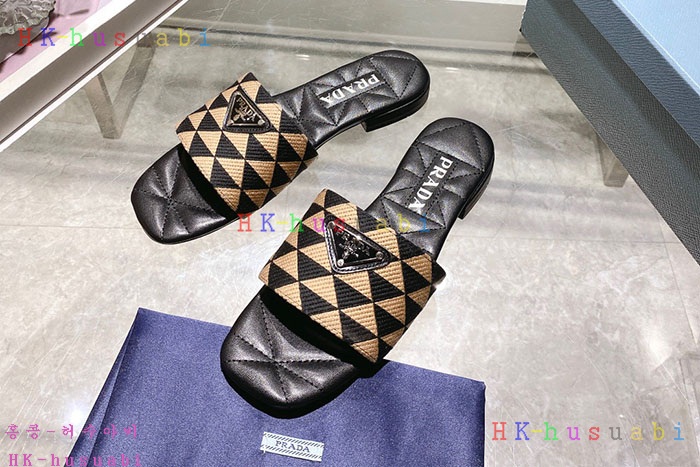 NEW 프라다 샌들 신상 P 325006