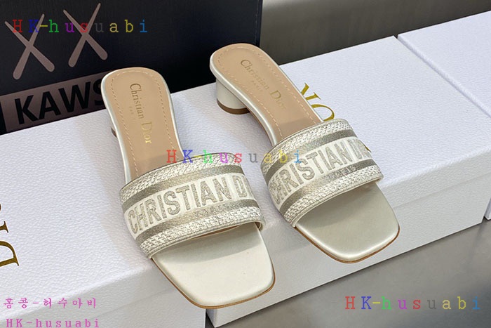 NEW 디올 샌들 신상 DR 968221