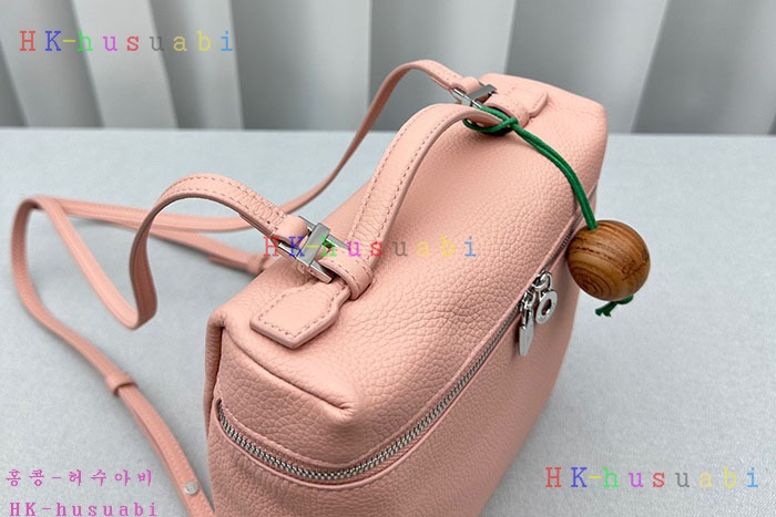 ★미러급★로로피아나 엑스트라 포켓 백팩  FAM6491-4