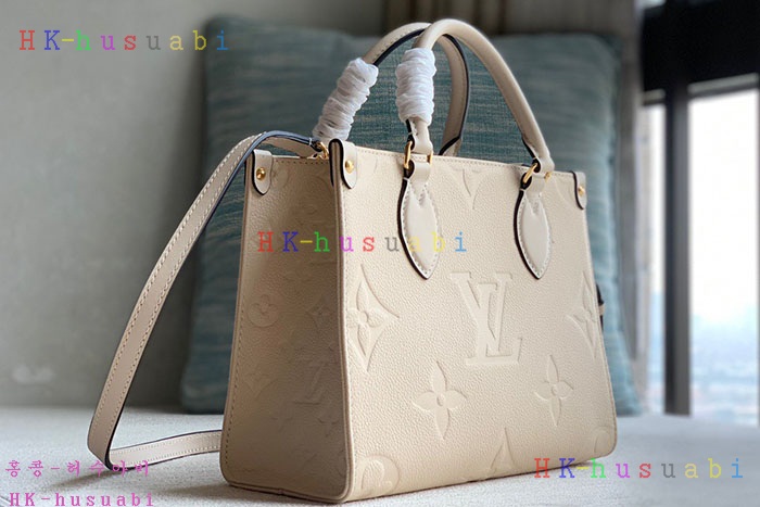 ★미러급★루이비통 온더고 PM 베이지 M46569
