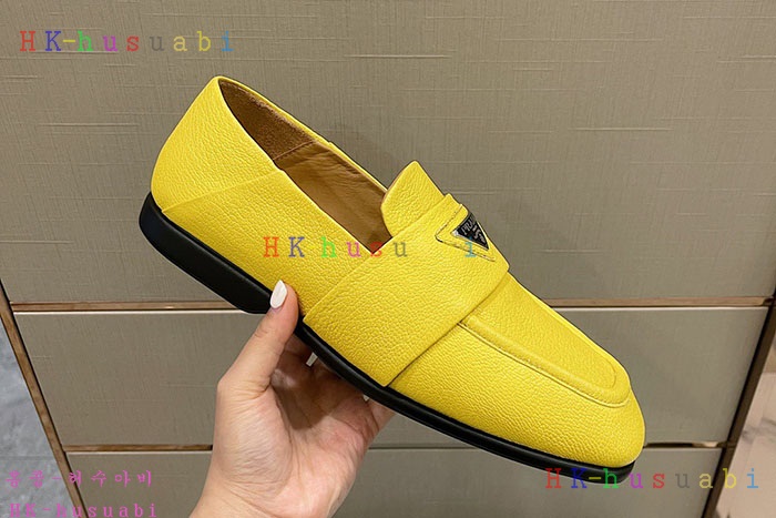 NEW  프라다 신발 신상 P 5899607
