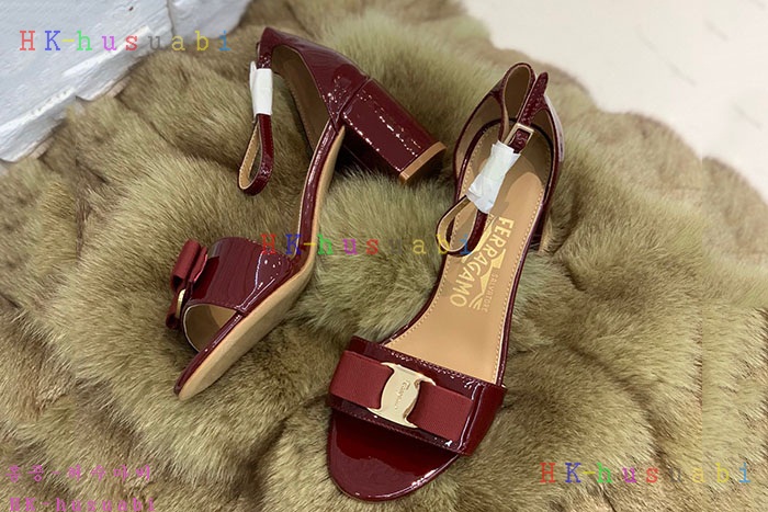 NEW 페라가모 샌들 신상 F 573303