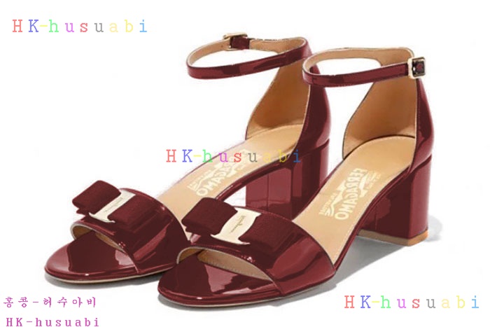 NEW 페라가모 샌들 신상 F 573303