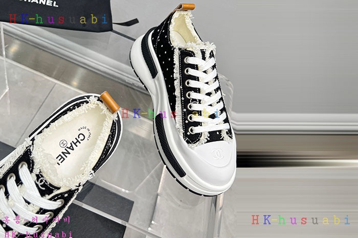 NEW 샤넬 스니커즈 신상 C 664400