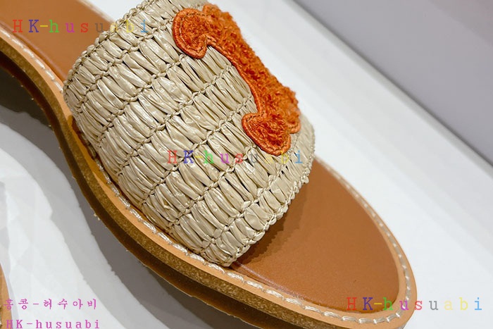 NEW 셀린느 샌들 신상 C 952772