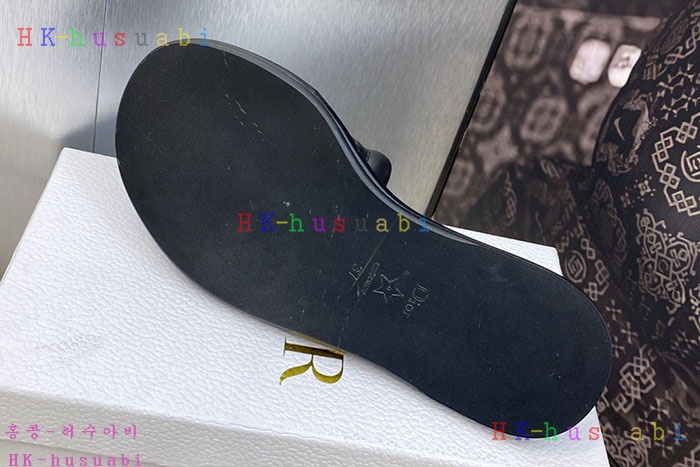 NEW 디올 신발 신상 DR 2480013