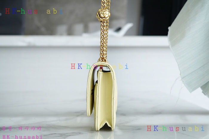★미러급★샤넬 카멜리아 골드볼 체인 클래식 WOC AP3297