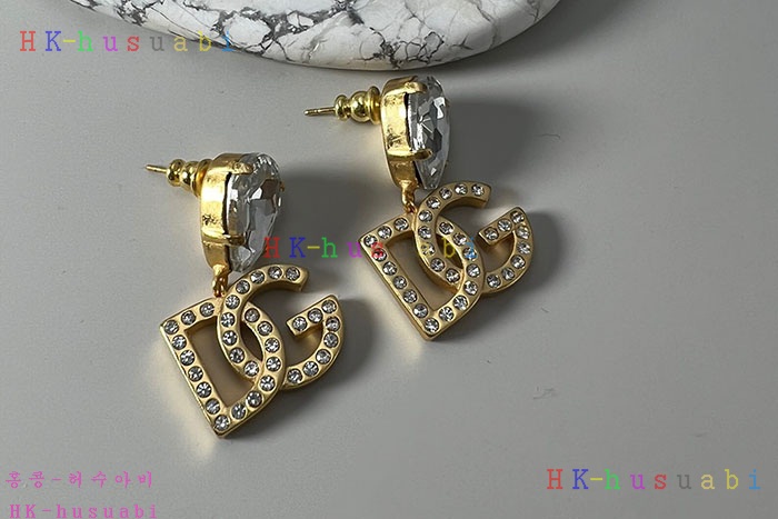 NEW 돌체앤가바나 귀걸이 신상 DG 9253000
