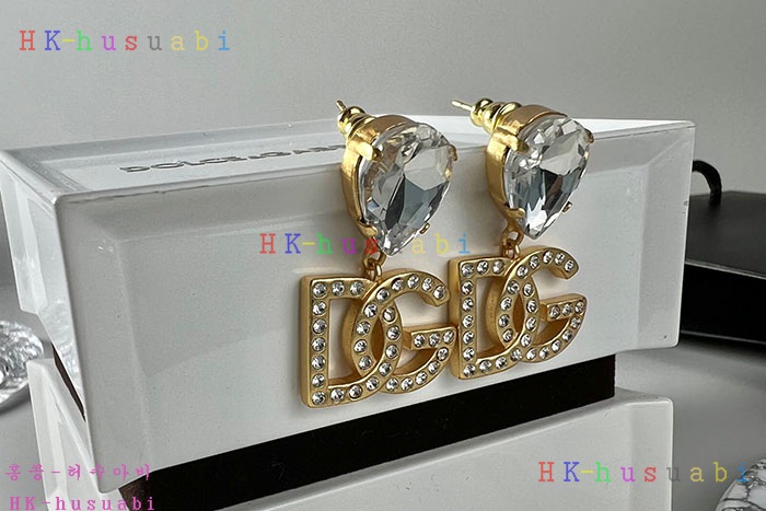 NEW 돌체앤가바나 귀걸이 신상 DG 9253000
