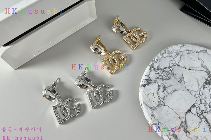 NEW 돌체앤가바나 귀걸이 신상 DG 9253000