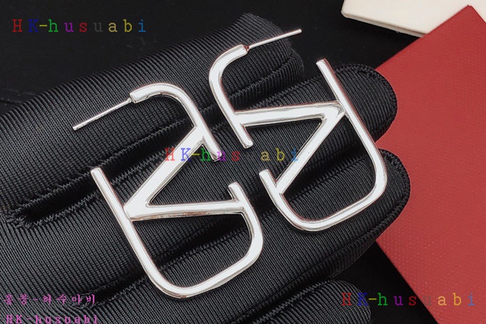 NEW 발렌티노 귀걸이 신상 V 5525011
