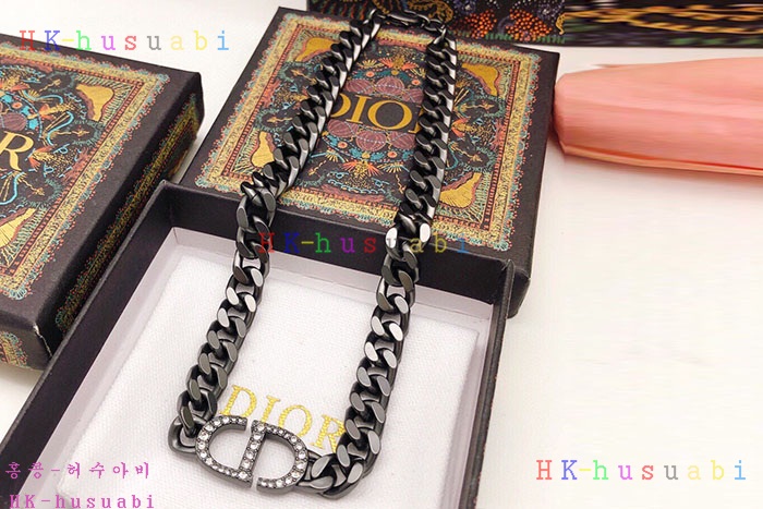 NEW 디올 목걸이팔찌 신상 DR 968586