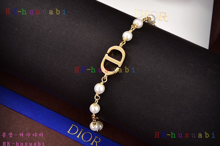 NEW 디올 목걸이팔찌 신상 DR 968550