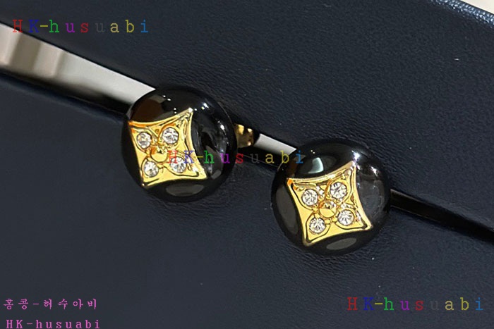 NEW  루이비통 귀걸이 신상 LV 827559