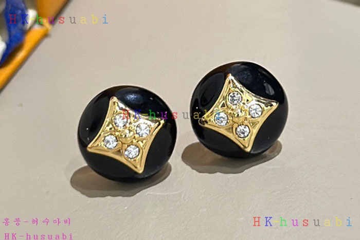 NEW  루이비통 귀걸이 신상 LV 827559
