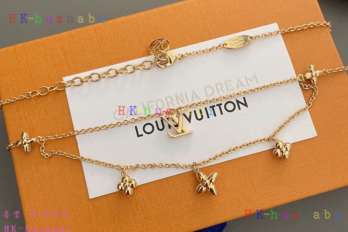 NEW  루이비통 목걸이 신상 LV 827562