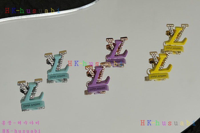 NEW  루이비통 귀걸이 신상 LV 827550