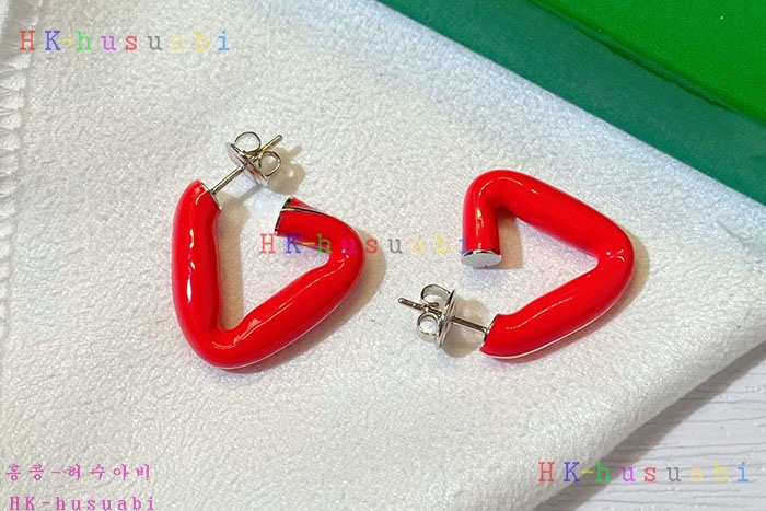 NEW 보테가베네타 귀걸이 신상 BV 525007