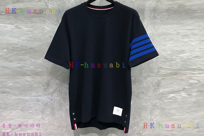 NEW 톰브라운 반팔티 신상 TB 858803