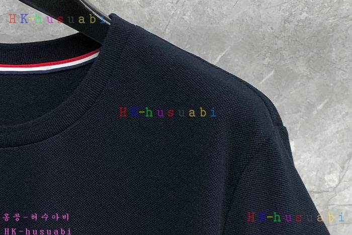 NEW 톰브라운 반팔티 신상 TB 858803