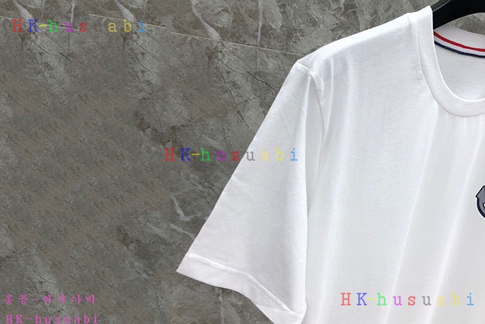 NEW 톰브라운 반팔티 신상 TB 8532027