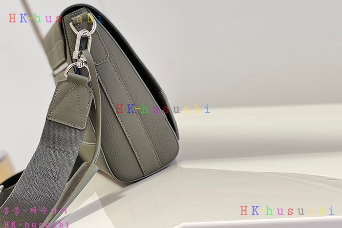 ★미러급★루이비통 뉴 메신저 M21363-2