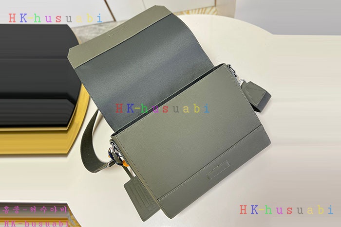 ★미러급★루이비통 뉴 메신저 M21363-2