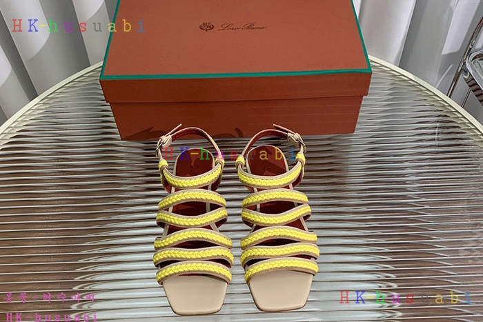 NEW 로로피아나 샌들 신상 L 6250102